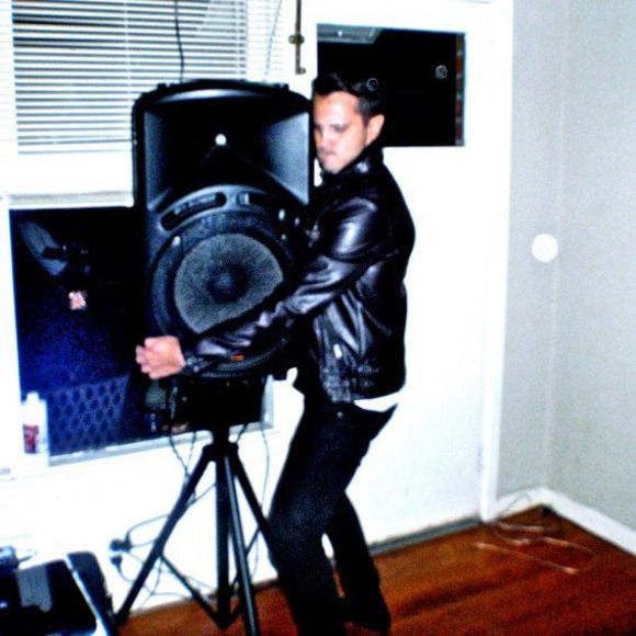 Meet your Posher, Mark - Picture 1 of 1